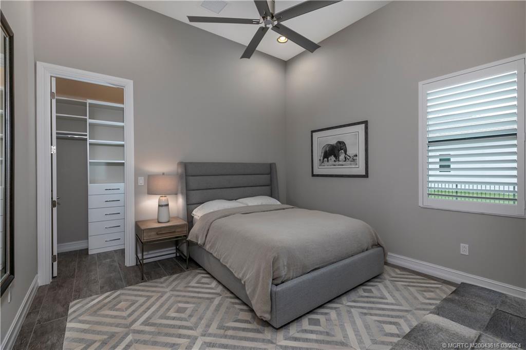 5324 SW Star Apple Street