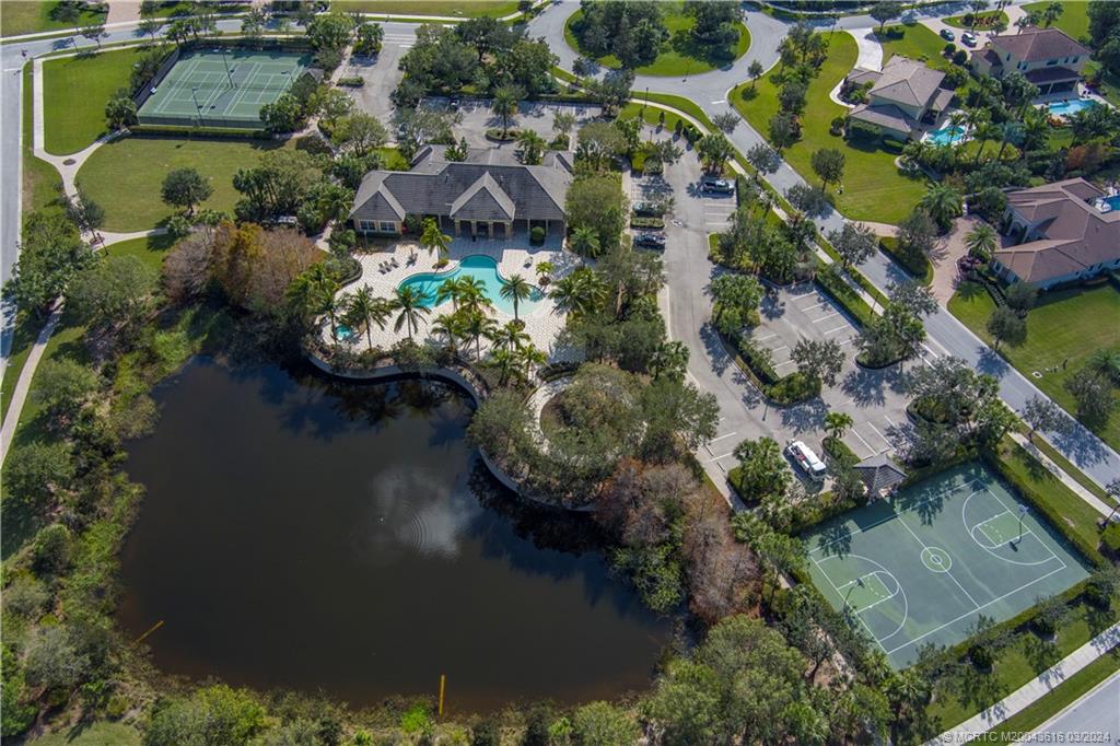 5324 SW Star Apple Street