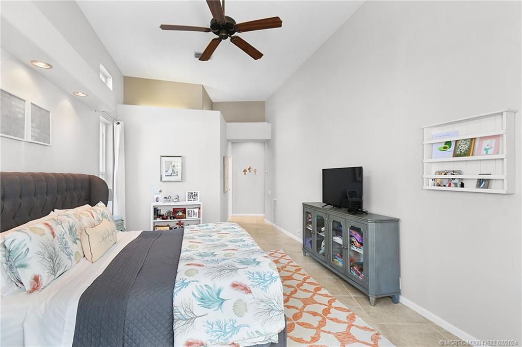 6132 Winding Lake Drive