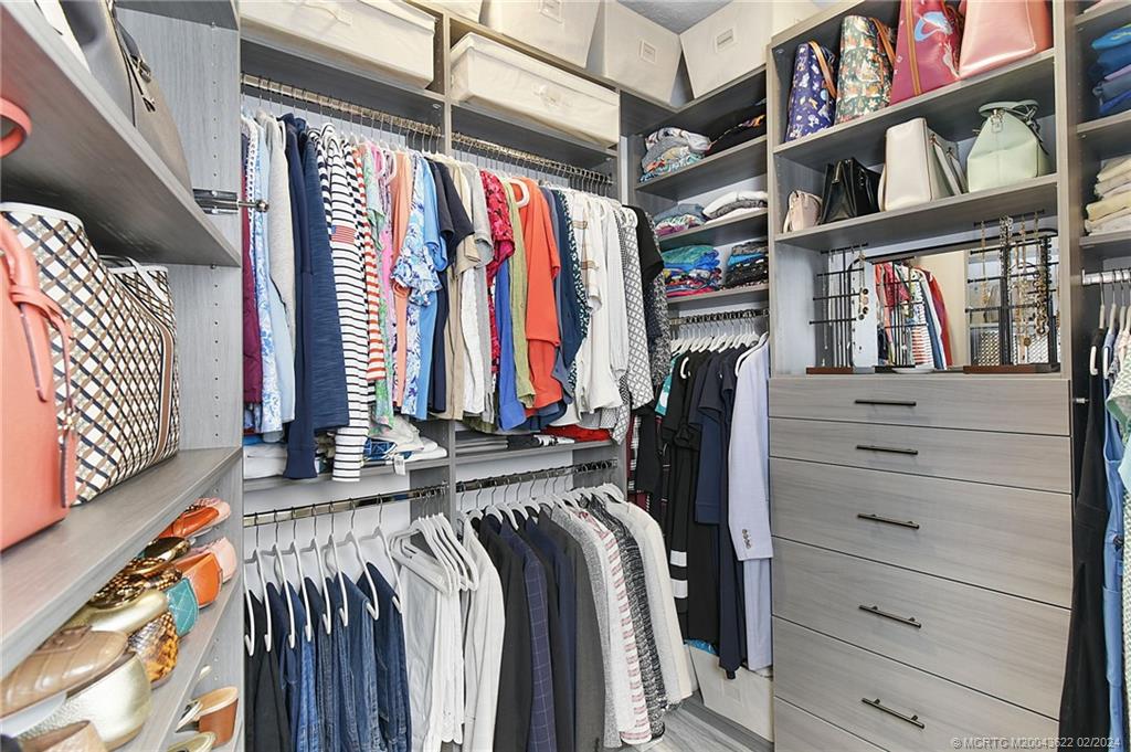 6132 Winding Lake Drive