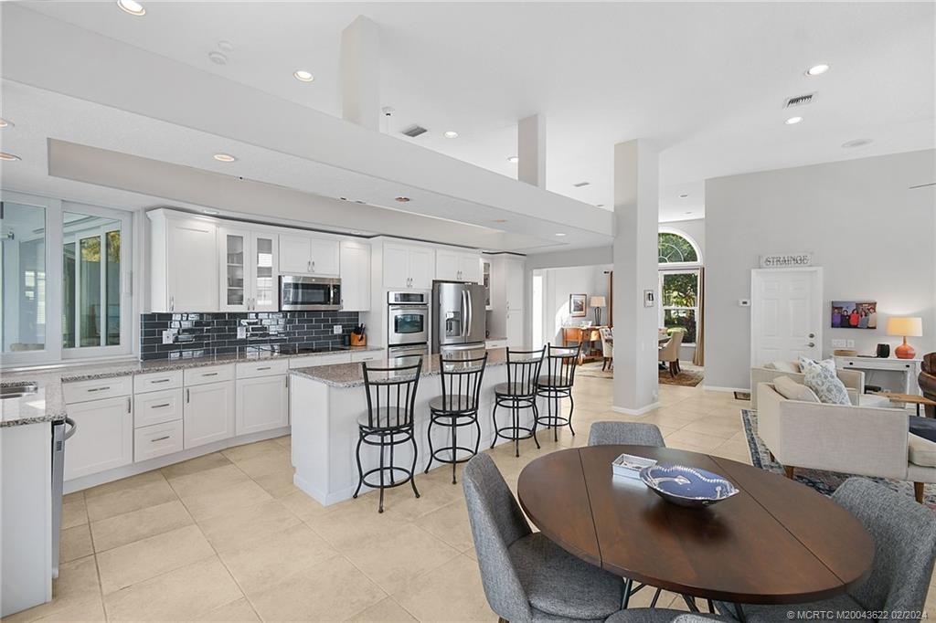 6132 Winding Lake Drive