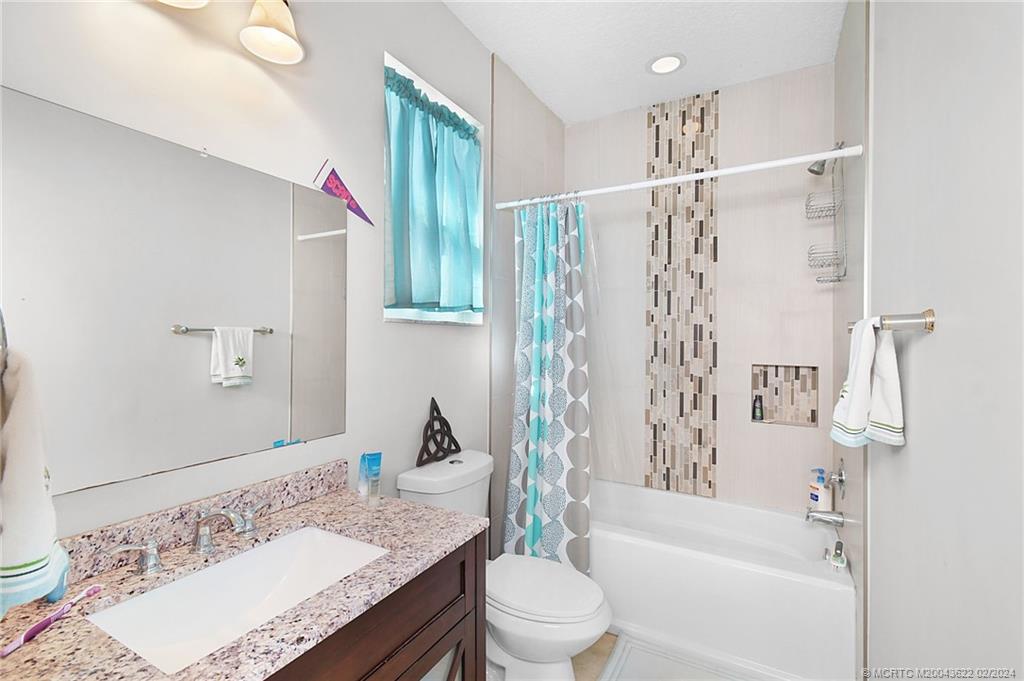 6132 Winding Lake Drive