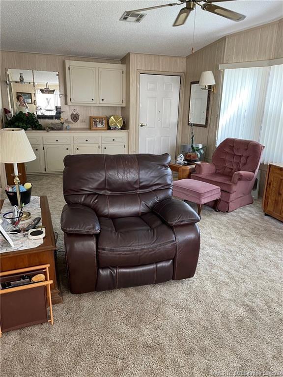 2855 SW Monarch Trail