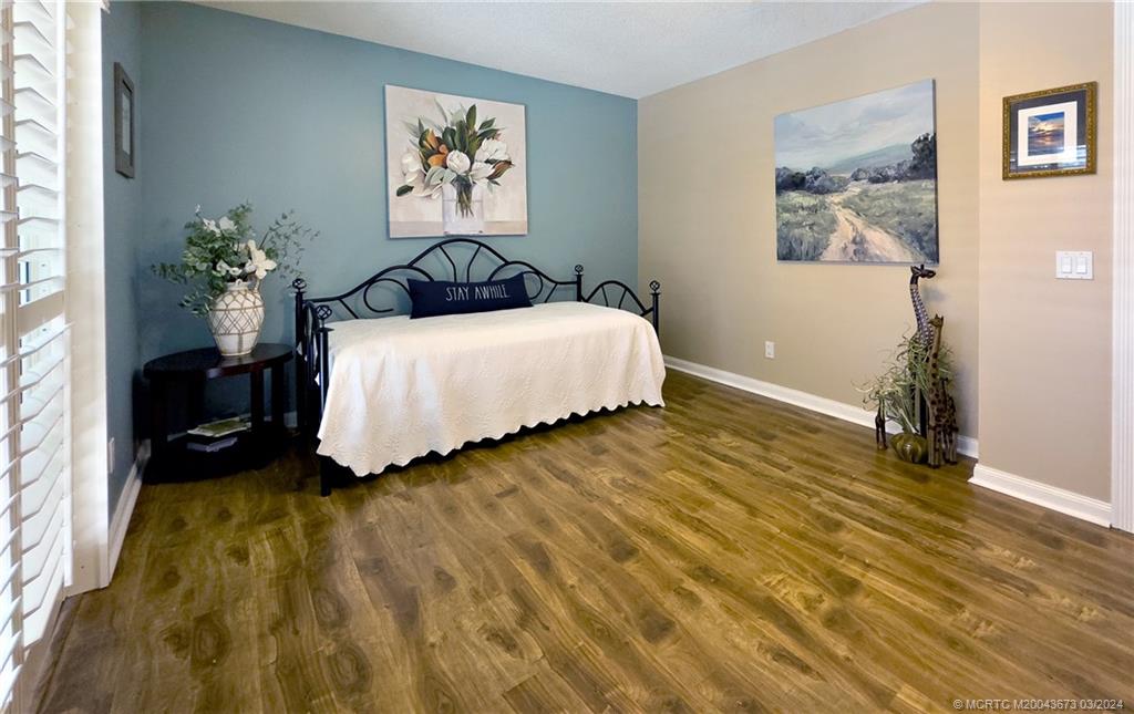 1533 SW Waterfall Blvd