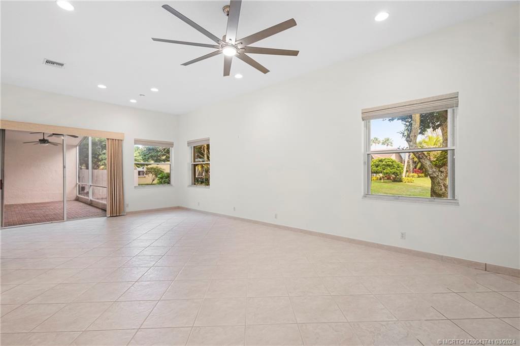 9036 Padova Dr Drive