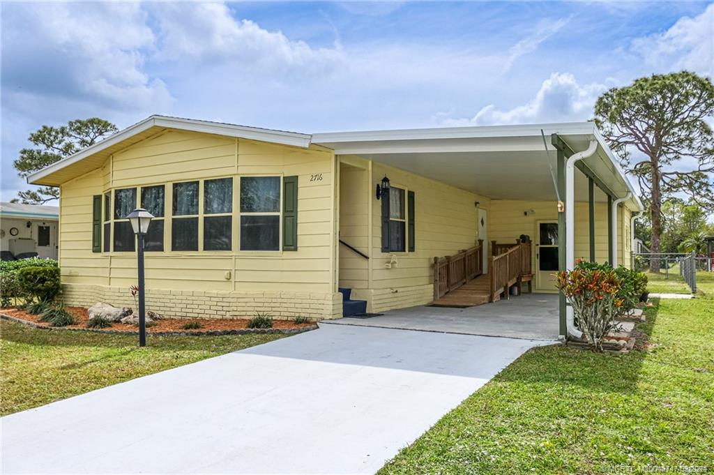 2716 SW Toronado Trail
