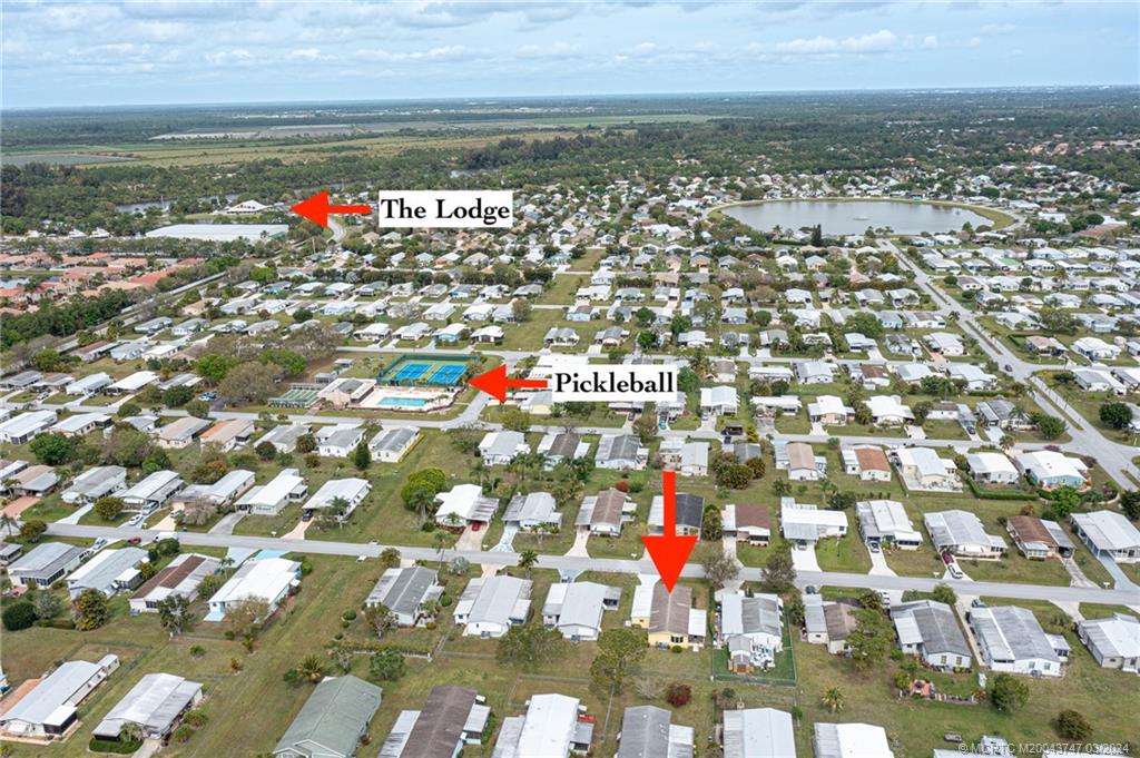 2716 SW Toronado Trail