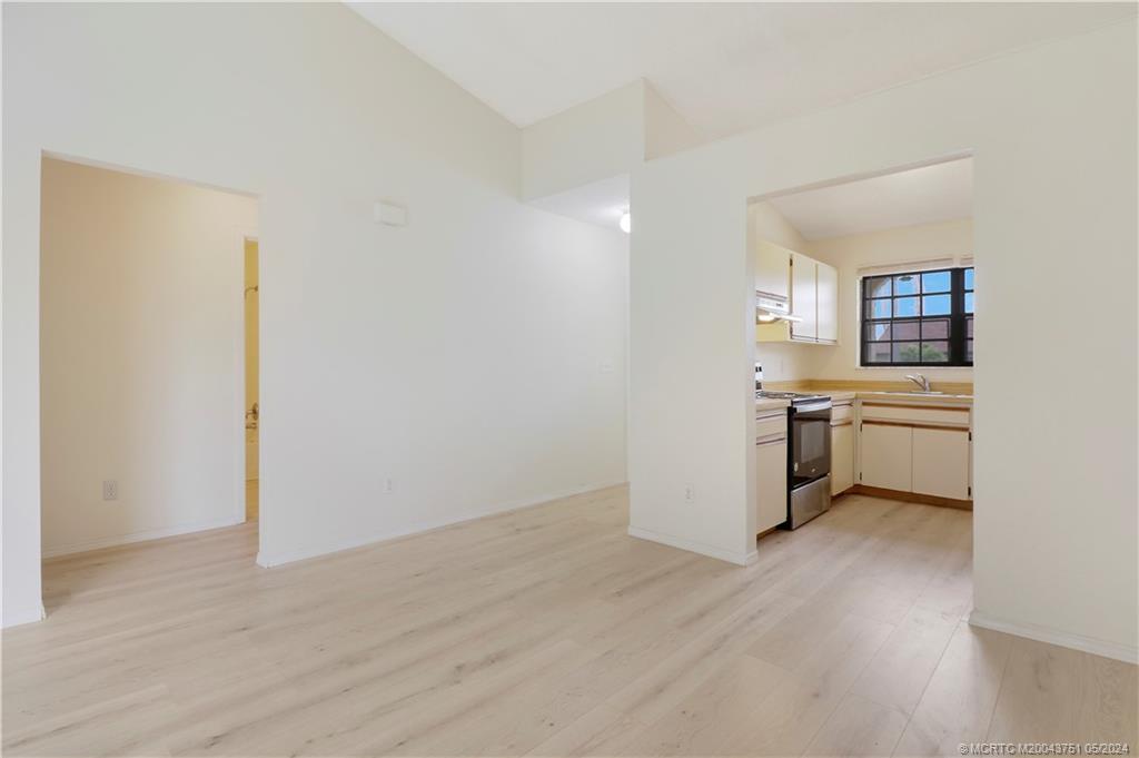 2365 SE Brekenridge Circle