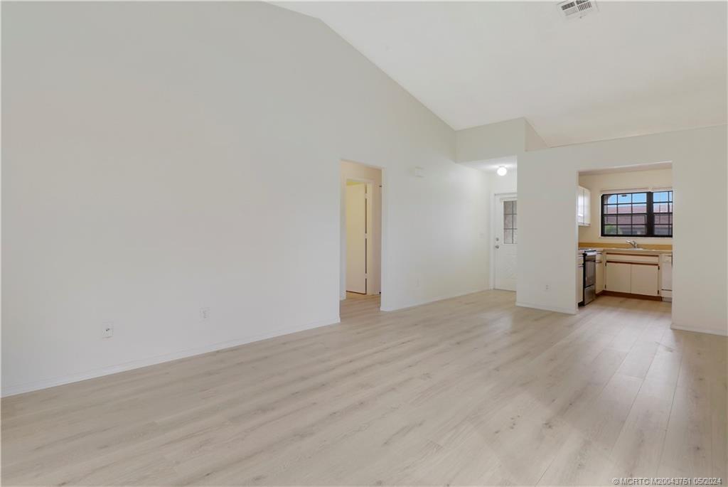 2365 SE Brekenridge Circle