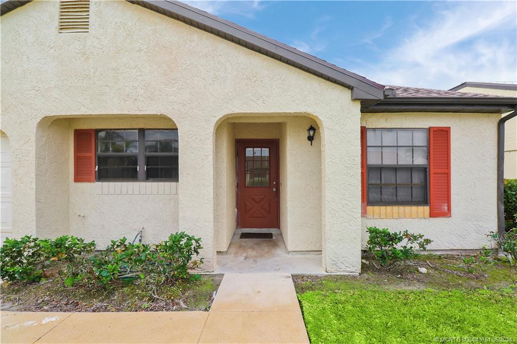 2365 SE Brekenridge Circle