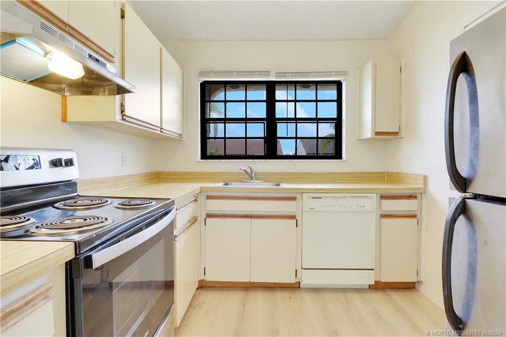 2365 SE Brekenridge Circle