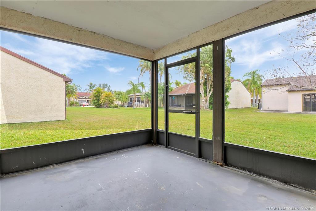 2365 SE Brekenridge Circle