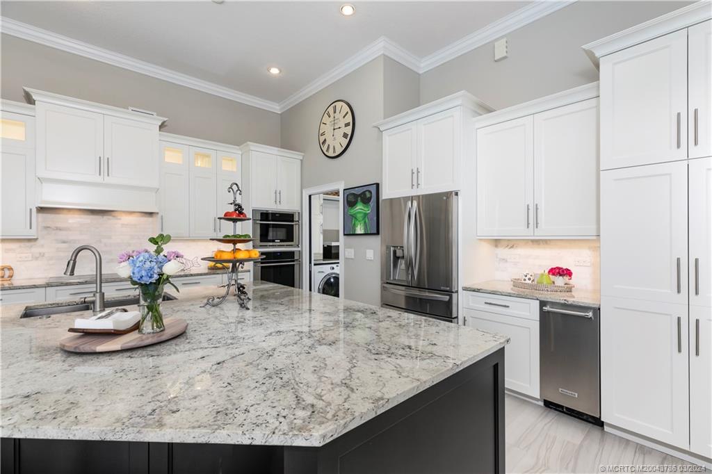 5092 SW Hammock Creek Drive