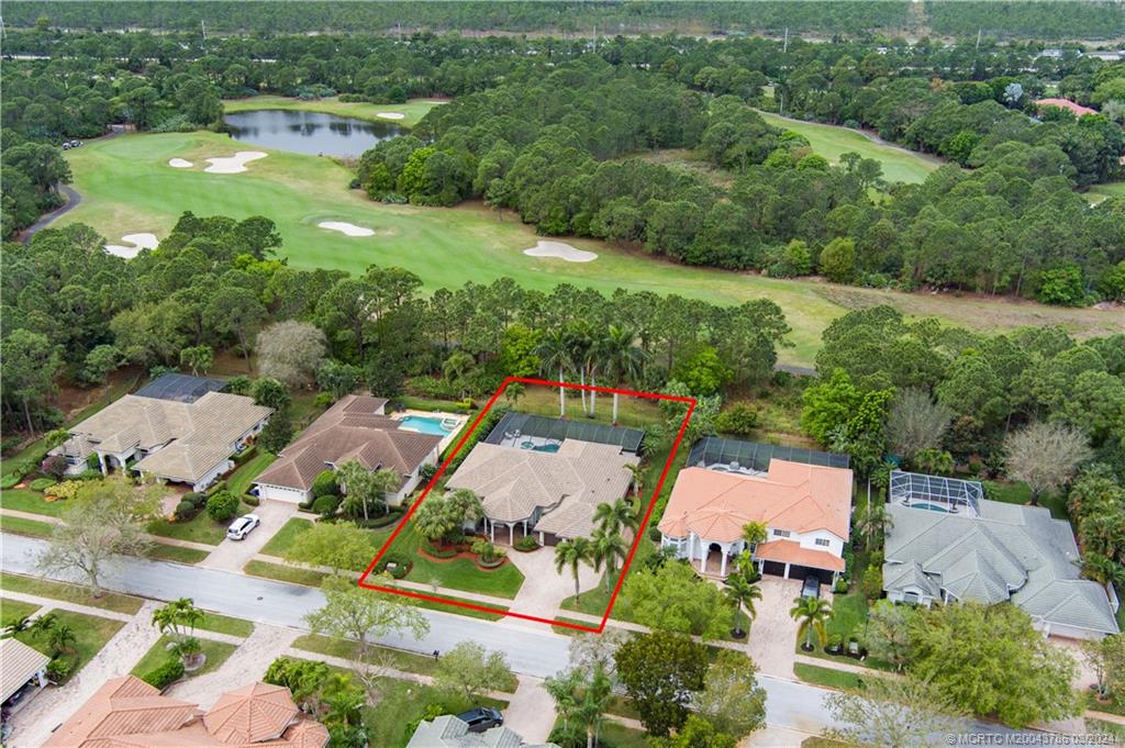 5092 SW Hammock Creek Drive