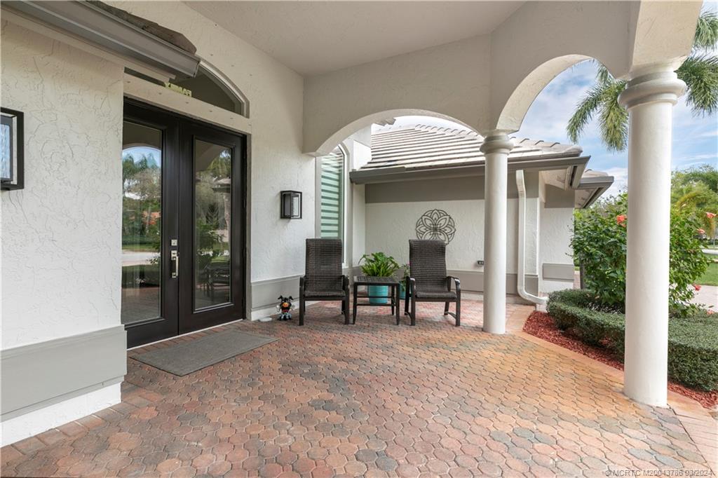 5092 SW Hammock Creek Drive