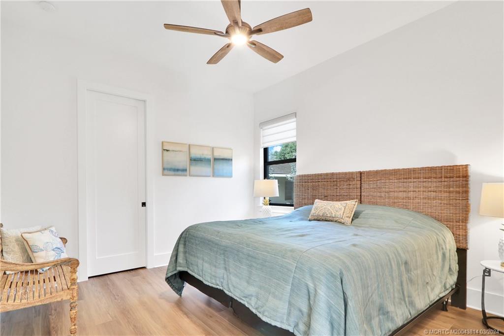 609 SW Overlook Drive