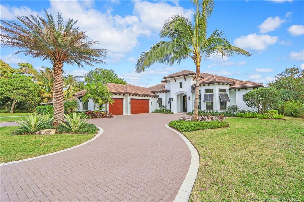 609 SW Overlook Drive