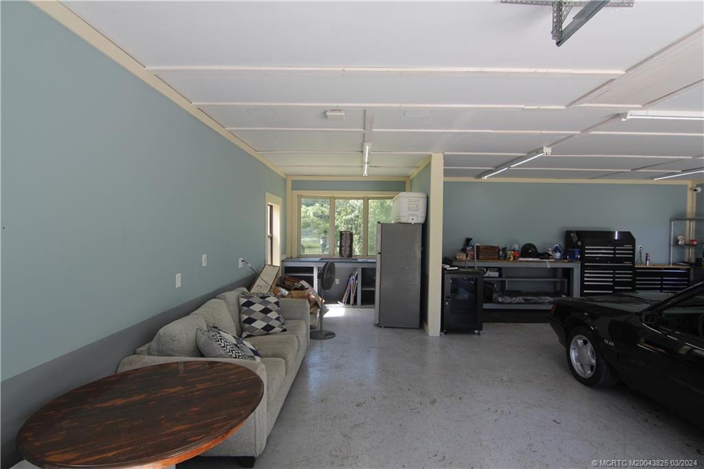 2061 SW Perry Terrace