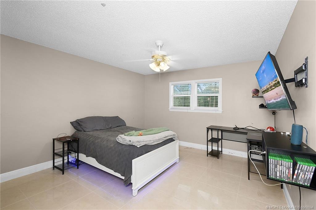 2061 SW Perry Terrace