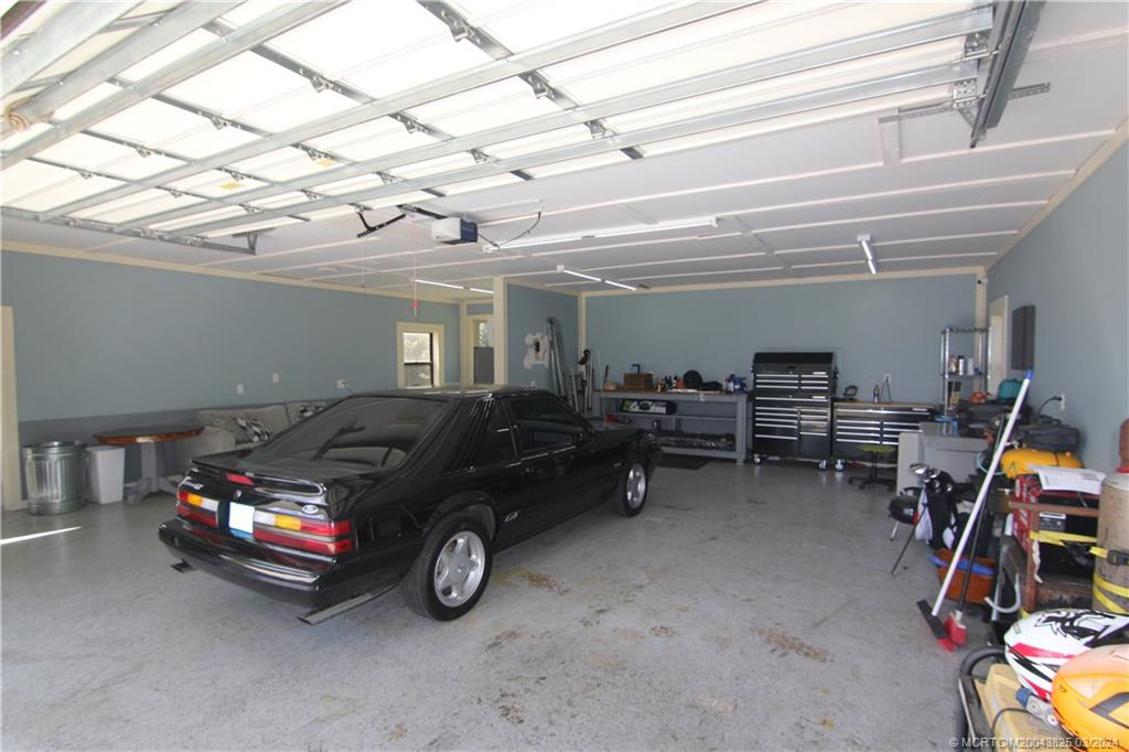 2061 SW Perry Terrace