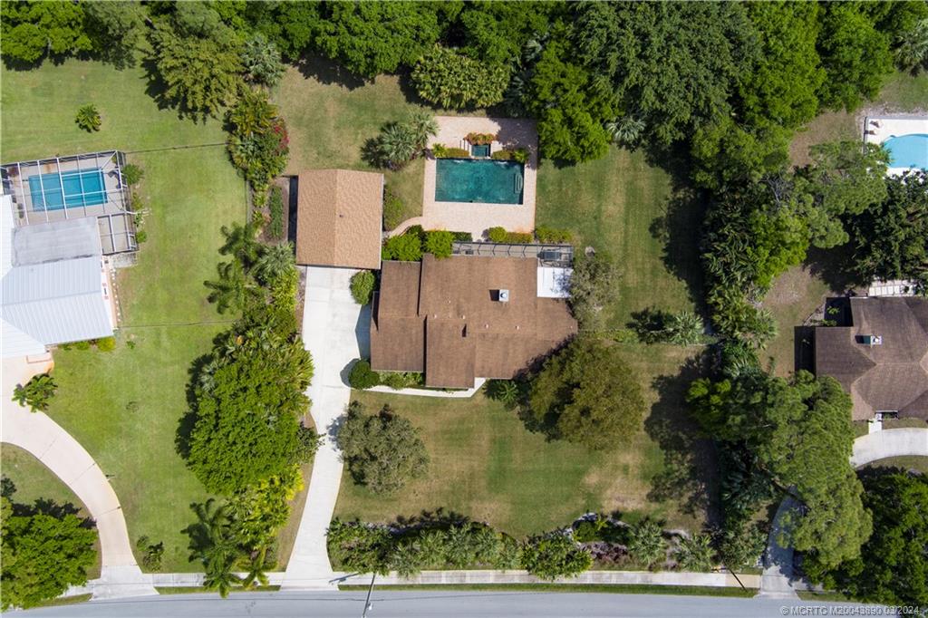 8285 SW Wildwood Drive