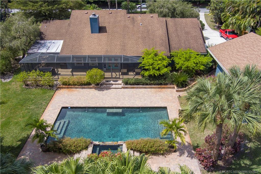 8285 SW Wildwood Drive