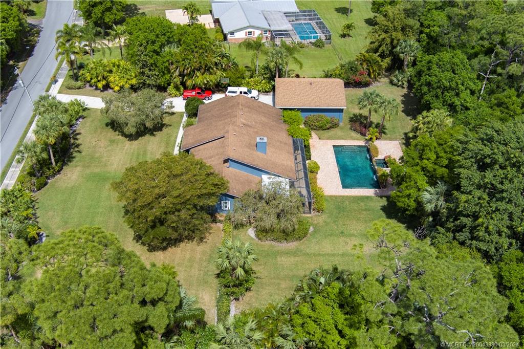 8285 SW Wildwood Drive