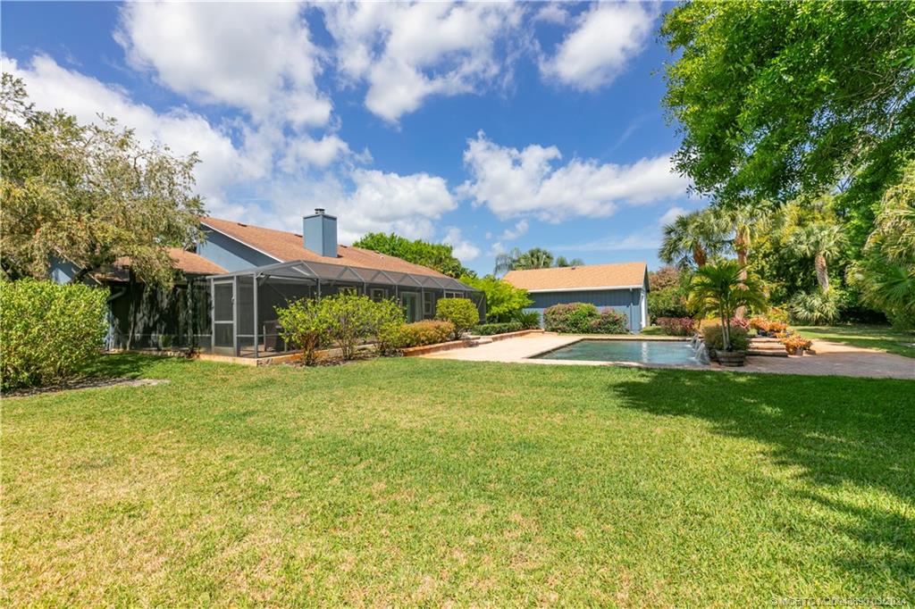 8285 SW Wildwood Drive