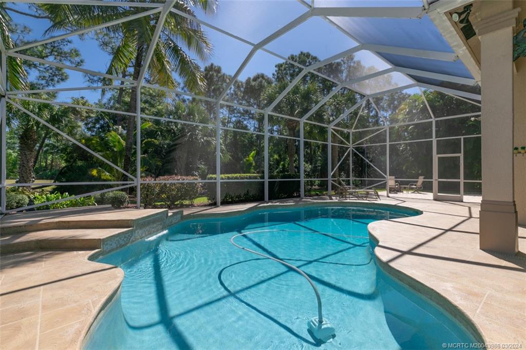 2696 SW Bear Paw Trail