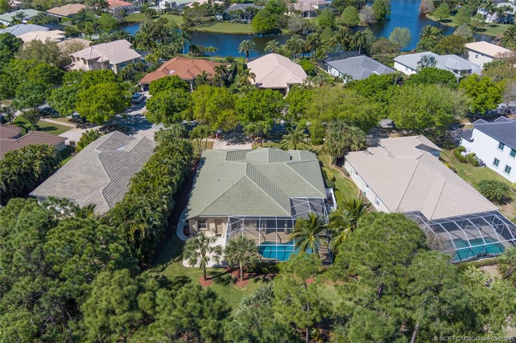 2696 SW Bear Paw Trail