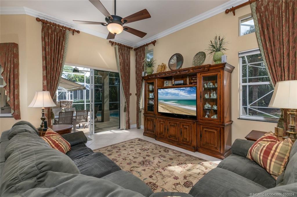 2696 SW Bear Paw Trail