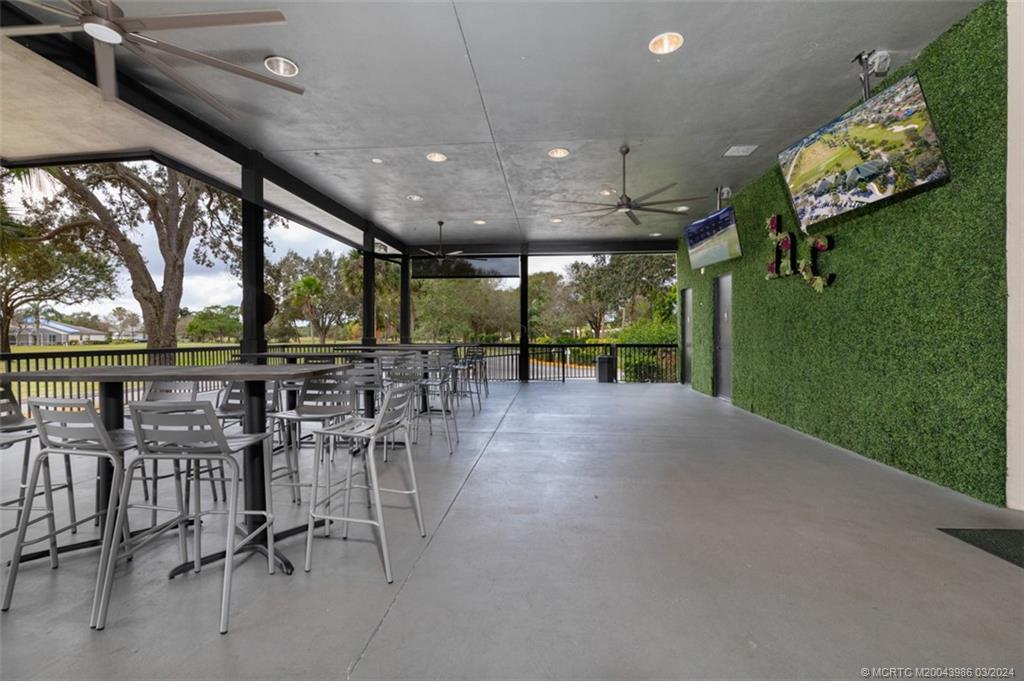 2696 SW Bear Paw Trail