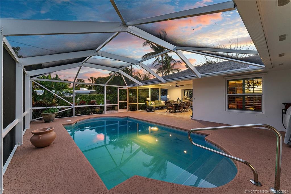 333 SE Oriole Avenue