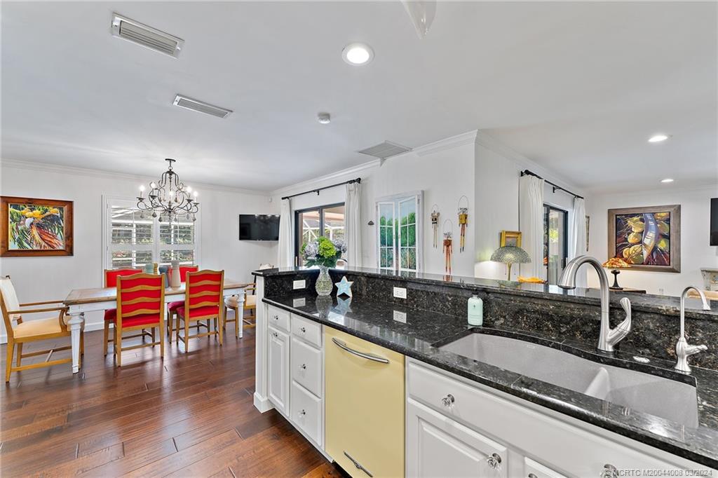 333 SE Oriole Avenue