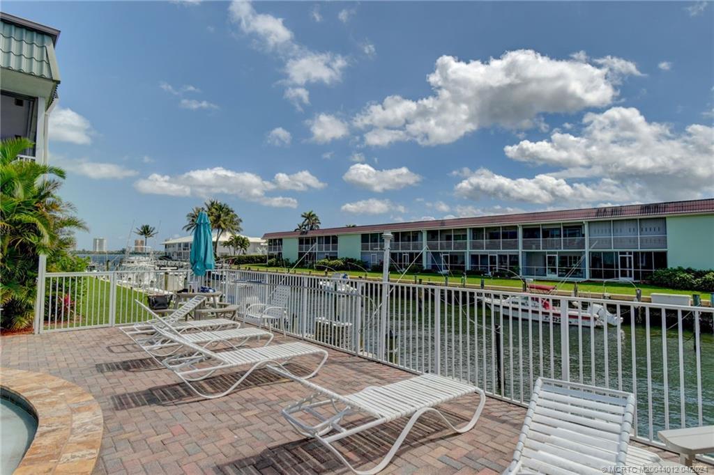 121 Wettaw Lane 215