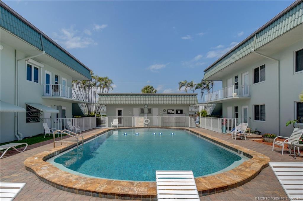 121 Wettaw Lane 215