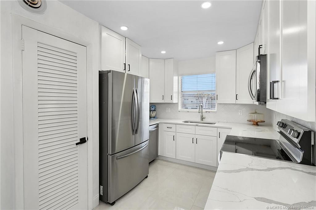 121 Wettaw Lane 215