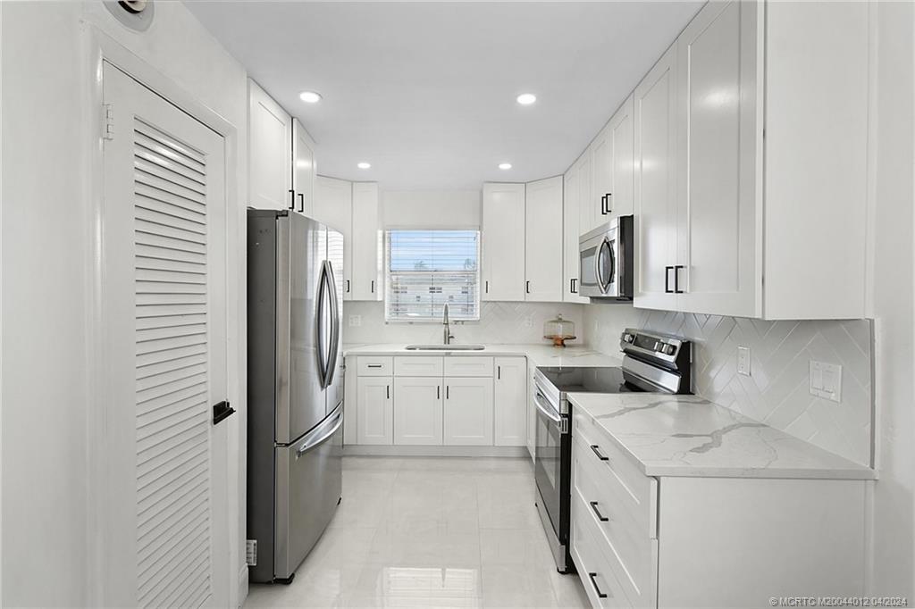 121 Wettaw Lane 215