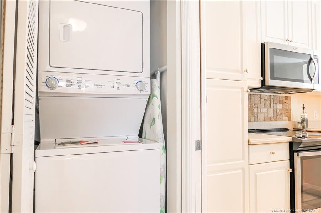 411 NE Plantation Road 511