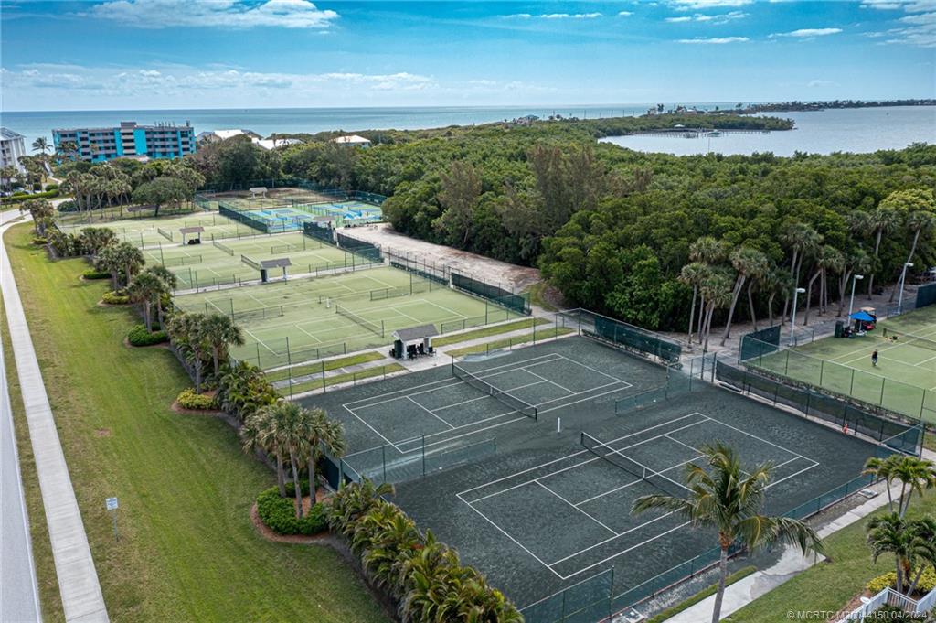 411 NE Plantation Road 511