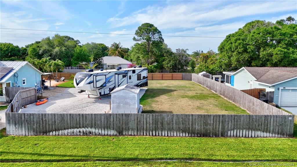 2381 SE Mariola Avenue