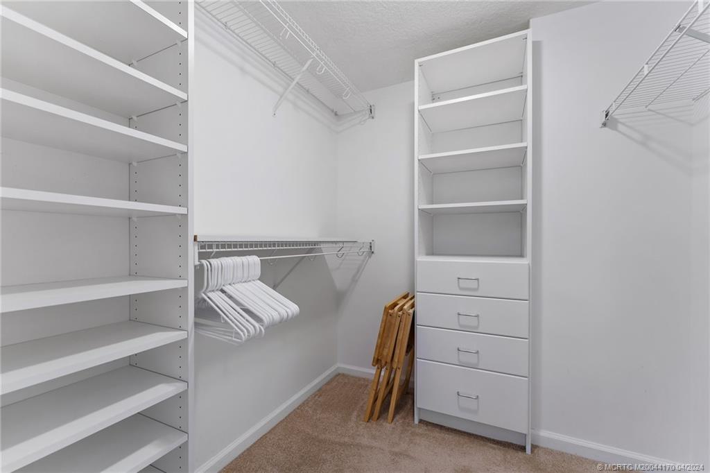 5700 NE Island Cove Way 4302