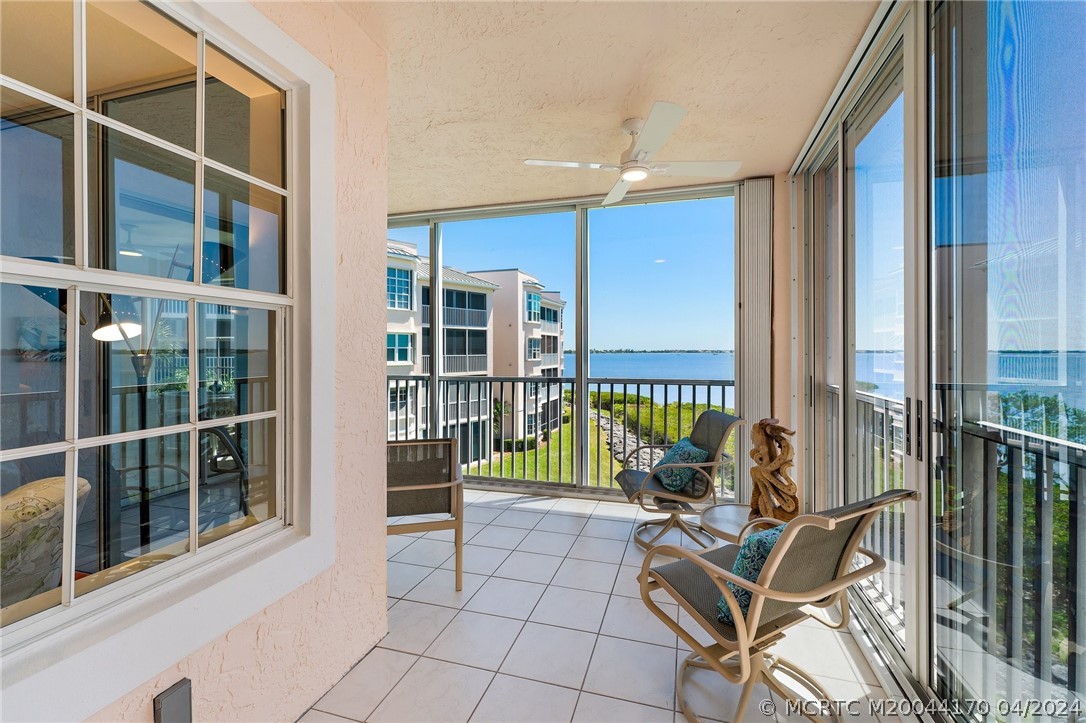 5700 NE Island Cove Way 4302
