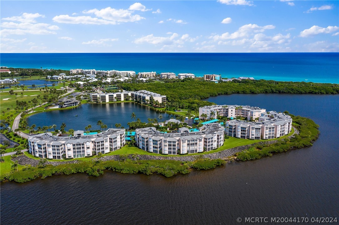 5700 NE Island Cove Way 4302