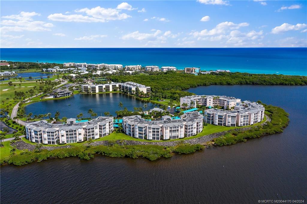 5700 NE Island Cove Way 4302