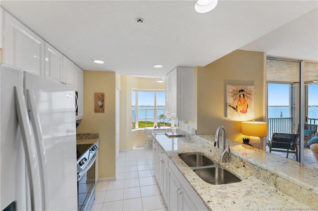 5700 NE Island Cove Way 4302