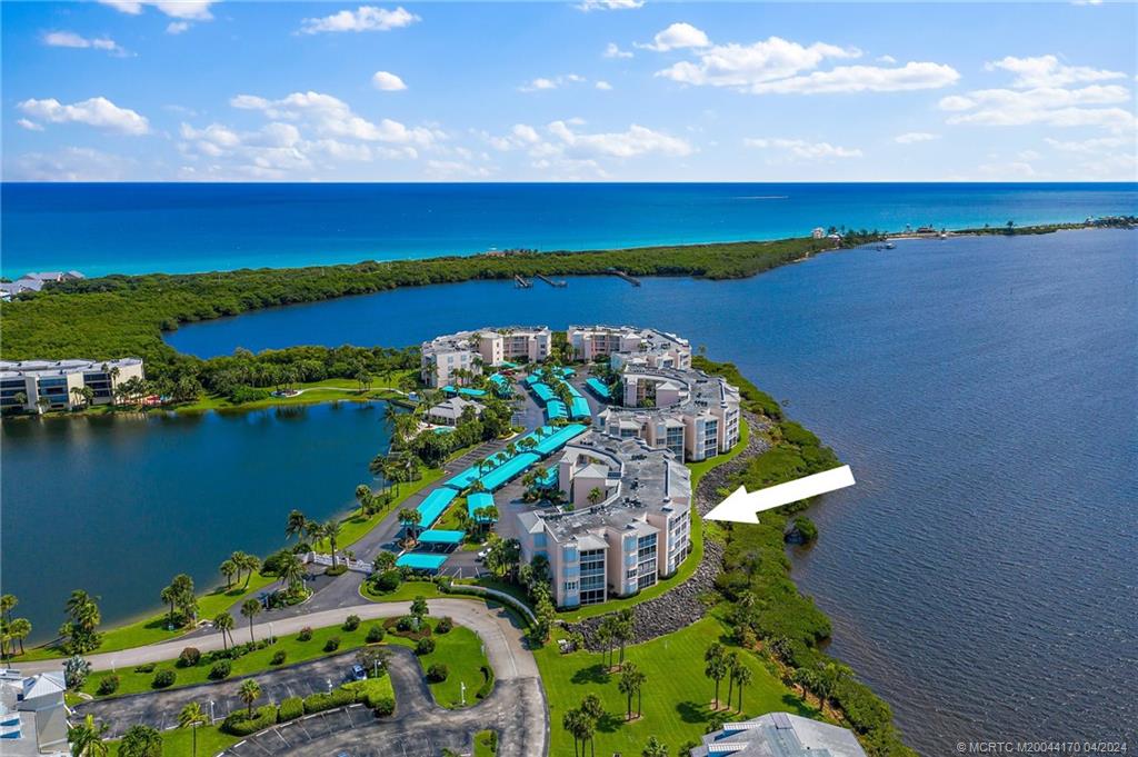 5700 NE Island Cove Way 4302
