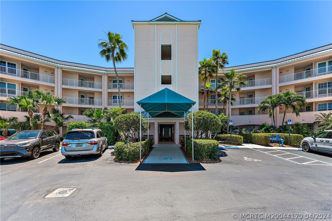 5700 NE Island Cove Way 4302