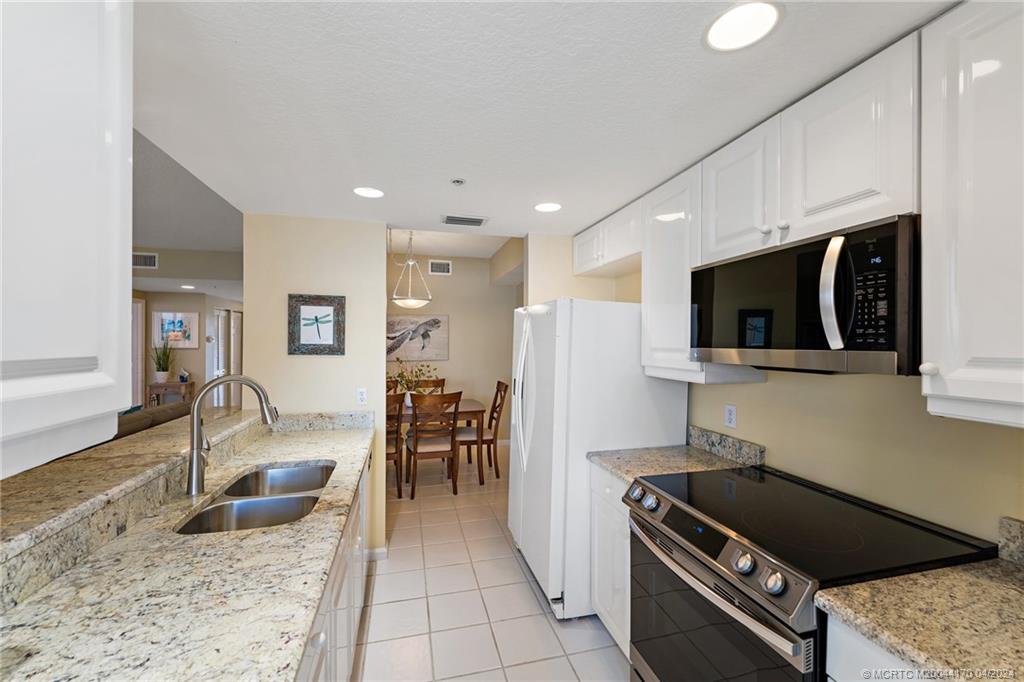 5700 NE Island Cove Way 4302
