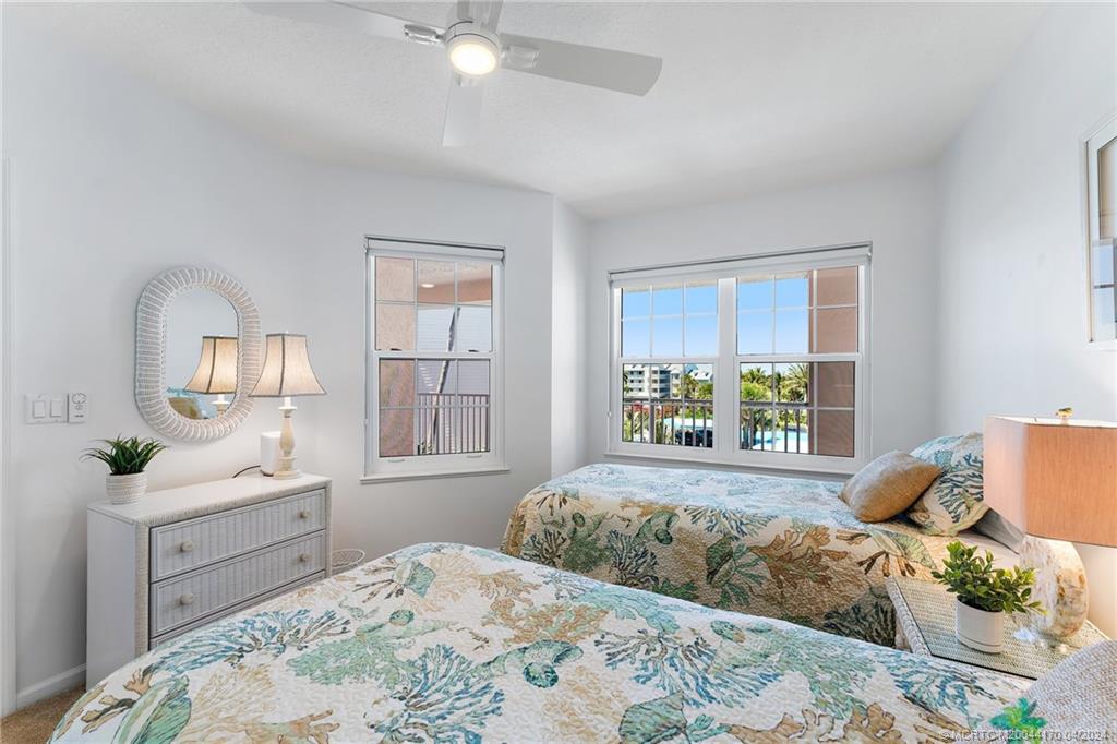 5700 NE Island Cove Way 4302